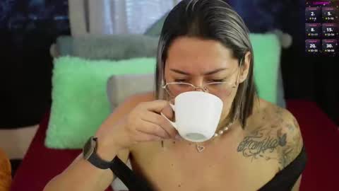 Ellie Ramos online show from 10-02-25, 02:13