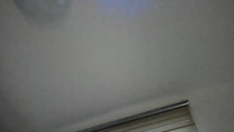 elliedi online show from 09-12-25, 04:51