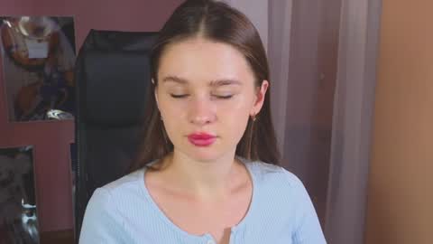 just Emily  online show from 01-03-25, 12:30