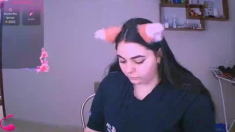 Ellie online show from 02-18-25, 04:05