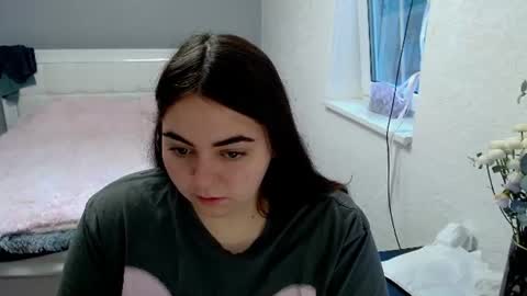 Ellie online show from 07-26-26, 03:25