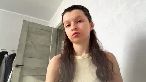 Snapshot of ellieschuffert chatting on 02-07-26, 08:18 Ellie online show from 02-07-26, 08:18