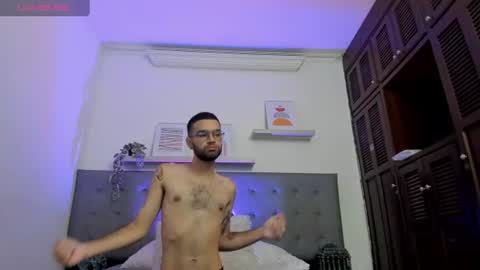 ELLIOT  online show from 06-26-26, 02:43