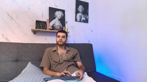 ELLIOT  online show from 07-15-26, 10:26