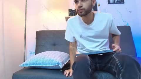 ELLIOT  online show from 07-16-26, 09:10