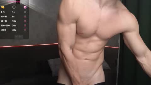 elliot_muscle04 online show from 02-19-25, 04:55