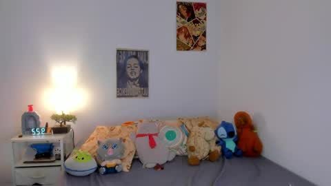 Snapshot of elliotvolkov chatting on 04-25-26, 03:20 elliotvolkov online show from 04-25-26, 03:20