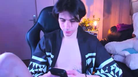 ellis_rin online show from 10-26-25, 08:26