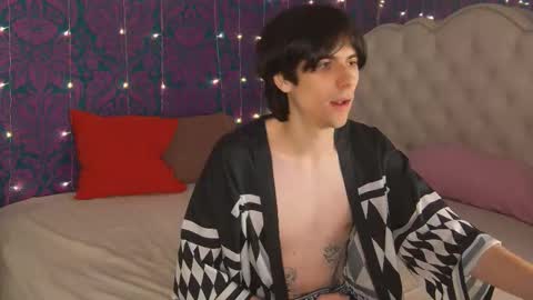 ellis_rin online show from 10-27-25, 08:57