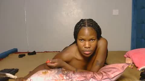 elllanna online show from 03-05-26, 01:12