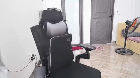 Snapshot of ellsa9x chatting on 11-06-25, 03:07 ellsa9x online show from 11-06-25, 03:07