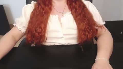 Elly online show from 04-19-26, 04:28