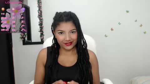 Snapshot of elly_willis chatting on 12-06-24, 08:18 Elly online show from 12-06-24, 08:18