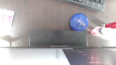 Snapshot of elly_willis chatting on 01-07-25, 03:23 Elly online show from 01-07-25, 03:23