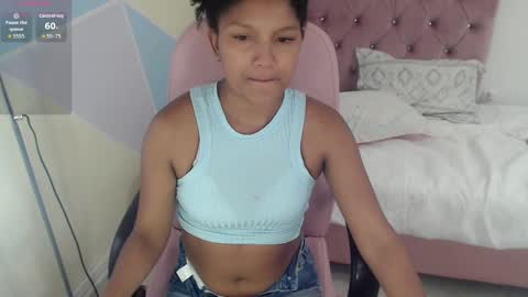 Snapshot of elly_willis chatting on 09-09-25, 07:02 Elly online show from 09-09-25, 07:02