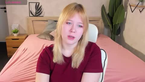 ellya_castro online show from 12-14-25, 11:53