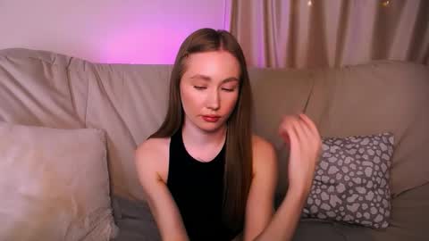 Snapshot of ellycolins_ chatting on 02-28-26, 03:51 Elly online show from 02-28-26, 03:51