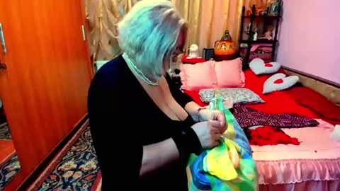 ellyhot53 online show from 03-04-25, 03:26