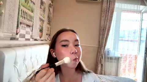 Elly online show from 07-22-26, 06:05