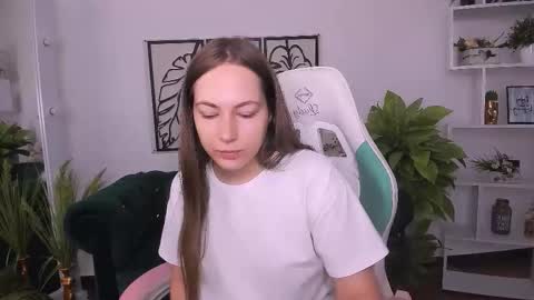 elma_lily online show from 09-15-25, 06:02