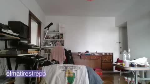 Mati Restrepo online show from 11-23-25, 12:27