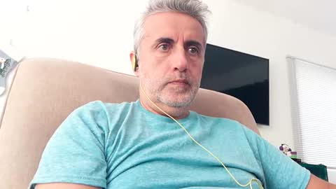 Snapshot of elmejorfvb2 chatting on 01-03-25, 06:03 fer online show from 01-03-25, 06:03