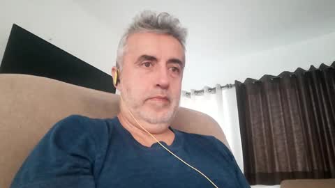 Snapshot of elmejorfvb2 chatting on 02-16-25, 01:27 fer online show from 02-16-25, 01:27