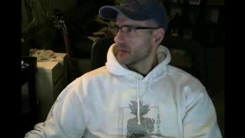Snapshot of elmetatepeta chatting on 06-11-26, 08:56 ElMetaTeDa online show from 06-11-26, 08:56