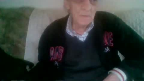 elmo191271 online show from 03-15-26, 06:52