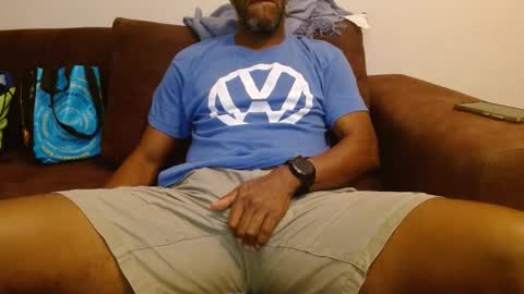 Snapshot of elmorenazogt chatting on 02-17-25, 03:04 My name is Elmore. Please say hello I like to chat with you. If you have requests or dirty talk please use tip online show from 02-17-25, 03:04