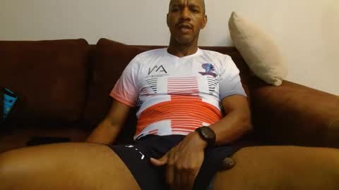 Snapshot of elmorenazogt chatting on 02-27-25, 05:24 My name is Elmore. Please say hello I like to chat with you. If you have requests or dirty talk please use tip online show from 02-27-25, 05:24