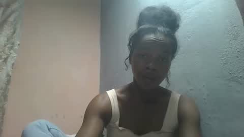 Snapshot of elodie228680 chatting on 04-29-26, 05:30 elodie228680 online show from 04-29-26, 05:30