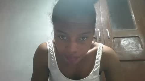 Snapshot of elodie228680 chatting on 05-07-26, 03:56 elodie228680 online show from 05-07-26, 03:56