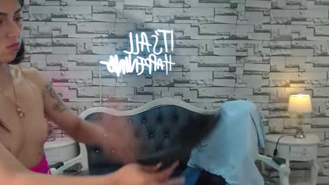 Snapshot of elody_a chatting on 09-18-25, 12:45 Elody  online show from 09-18-25, 12:45