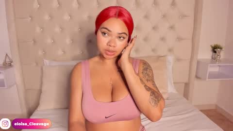 Snapshot of eloisa_cleavage_ chatting on 01-10-25, 11:11 Maya online show from 01-10-25, 11:11