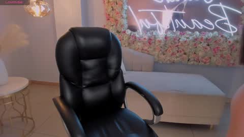 ELOISA OLIVERO online show from 02-02-25, 12:02