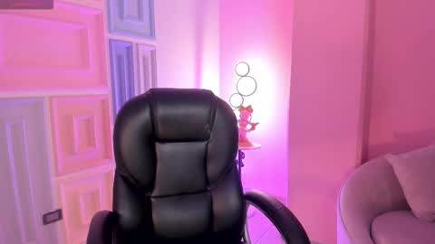 ELOISA OLIVERO online show from 09-15-25, 11:54