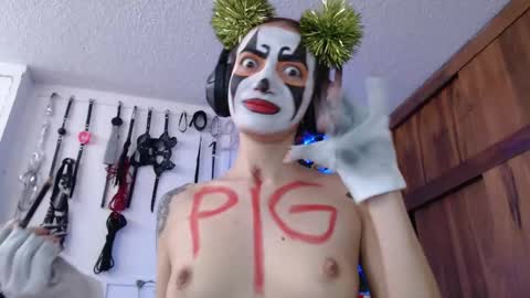 Chelsea  Please help me to reach 100 thumbs up online show from 01-01-25, 06:49