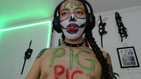 Chelsea  Please help me to reach 100 thumbs up online show from 01-20-25, 01:39