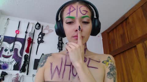 Chelsea  Please help me to reach 100 thumbs up online show from 02-18-25, 09:31