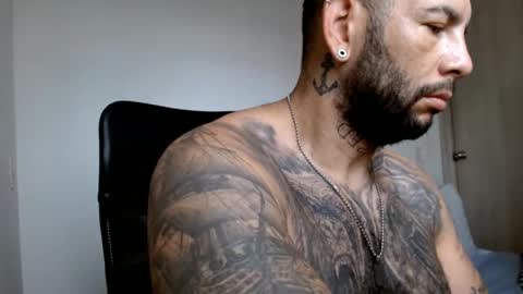 Snapshot of elosocazador chatting on 12-30-24, 01:47 elosocazador online show from 12-30-24, 01:47