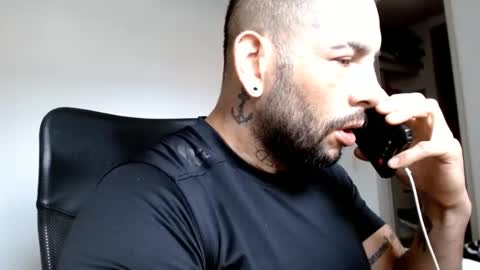 Snapshot of elosocazador chatting on 01-08-25, 01:41 elosocazador online show from 01-08-25, 01:41