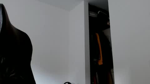 Snapshot of elosocazador chatting on 01-27-25, 12:48 elosocazador online show from 01-27-25, 12:48