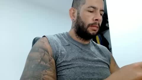 Snapshot of elosocazador chatting on 02-05-25, 11:55 elosocazador online show from 02-05-25, 11:55