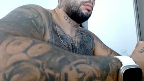 Snapshot of elosocazador chatting on 02-07-25, 09:04 elosocazador online show from 02-07-25, 09:04