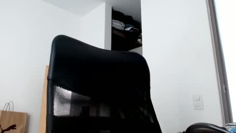 Snapshot of elosocazador chatting on 02-18-25, 05:10 elosocazador online show from 02-18-25, 05:10