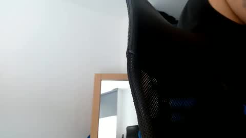 Snapshot of elosocazador chatting on 02-28-25, 03:26 elosocazador online show from 02-28-25, 03:26