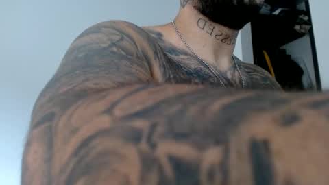 Snapshot of elosocazador chatting on 03-07-25, 12:01 elosocazador online show from 03-07-25, 12:01