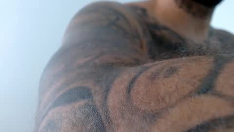 Snapshot of elosocazador chatting on 09-19-25, 12:39 elosocazador online show from 09-19-25, 12:39