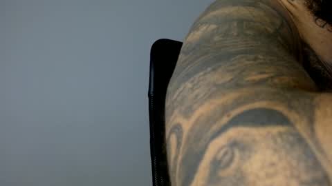 Snapshot of elosocazador chatting on 10-08-25, 02:04 elosocazador online show from 10-08-25, 02:04